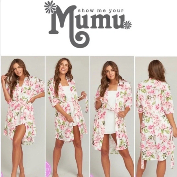 Show me your mumu Floral Pink Robe - Picture 2 of 6